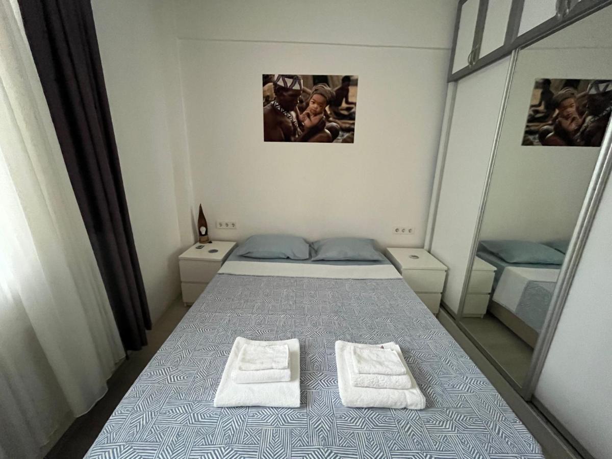Apartamento Centrally Located, 2+1 House In Taksim, Cihangir Estambul Exterior foto
